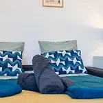 Appartement Les Minimes Lumiere 15 Min Train Station And Canal Du Midi