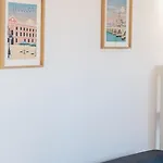 Les Minimes Lumiere 15 Min Train Station And Canal Du Midi Toulouse